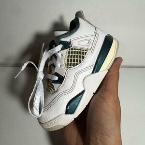 Air Jordan 4 Retro “Oxidized Green” PS Size 8c
